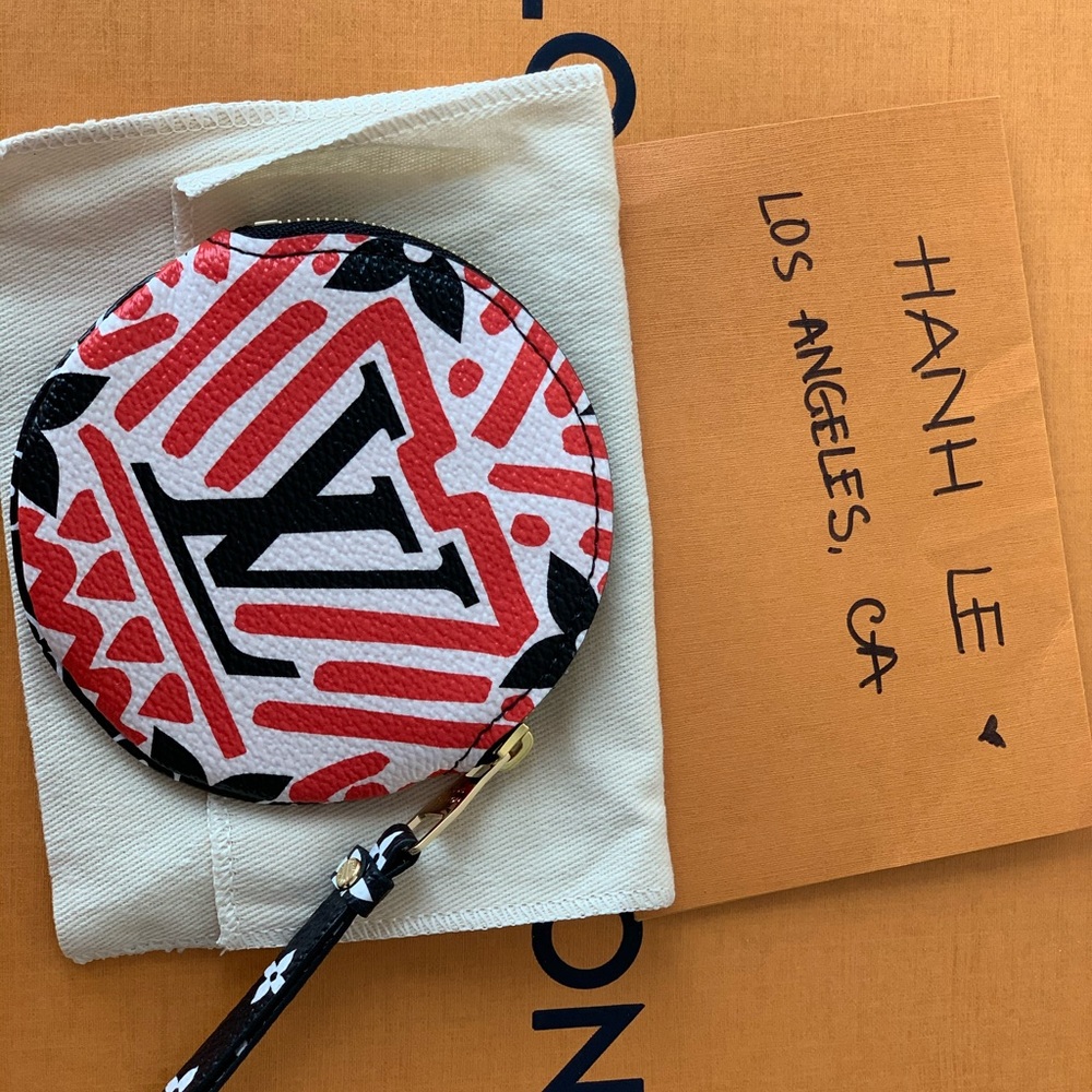Crafty coin purse